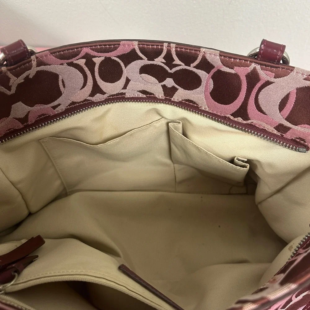 Vintage Coach Gallery Signature East West Tote Burgundy Patent Leather F13762 - Picture 16 of 16